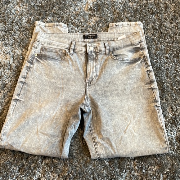 Light-Wash Skinny Jeans, Banana Republic, Women’s 30/10 - Picture 2 of 4